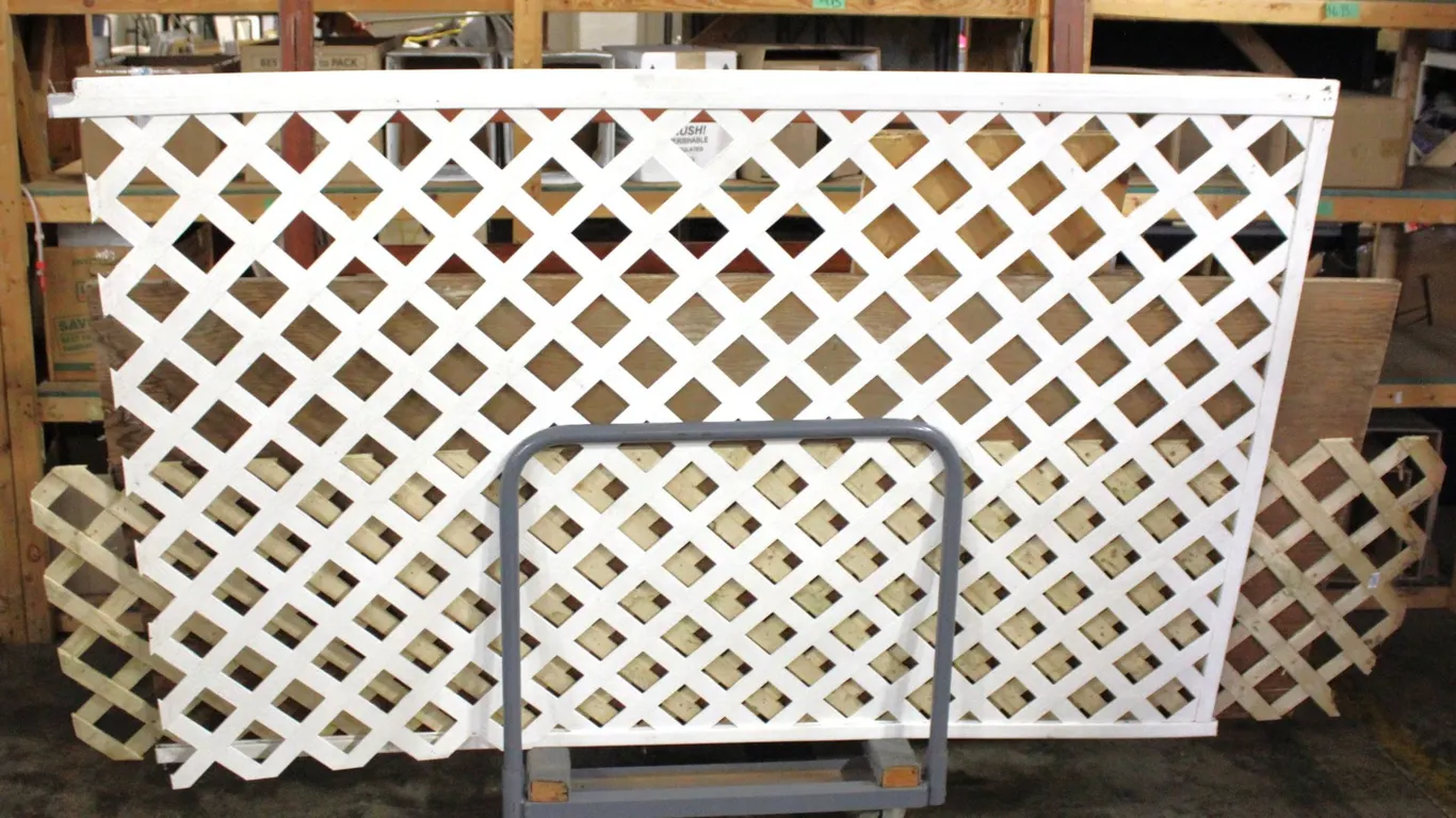 Wood, Lattice, Frames, Carpeting, Ladder