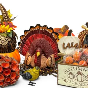 Rustic Fall-Themed Table Decor: Crate Centerpiece & Turkey Figurine