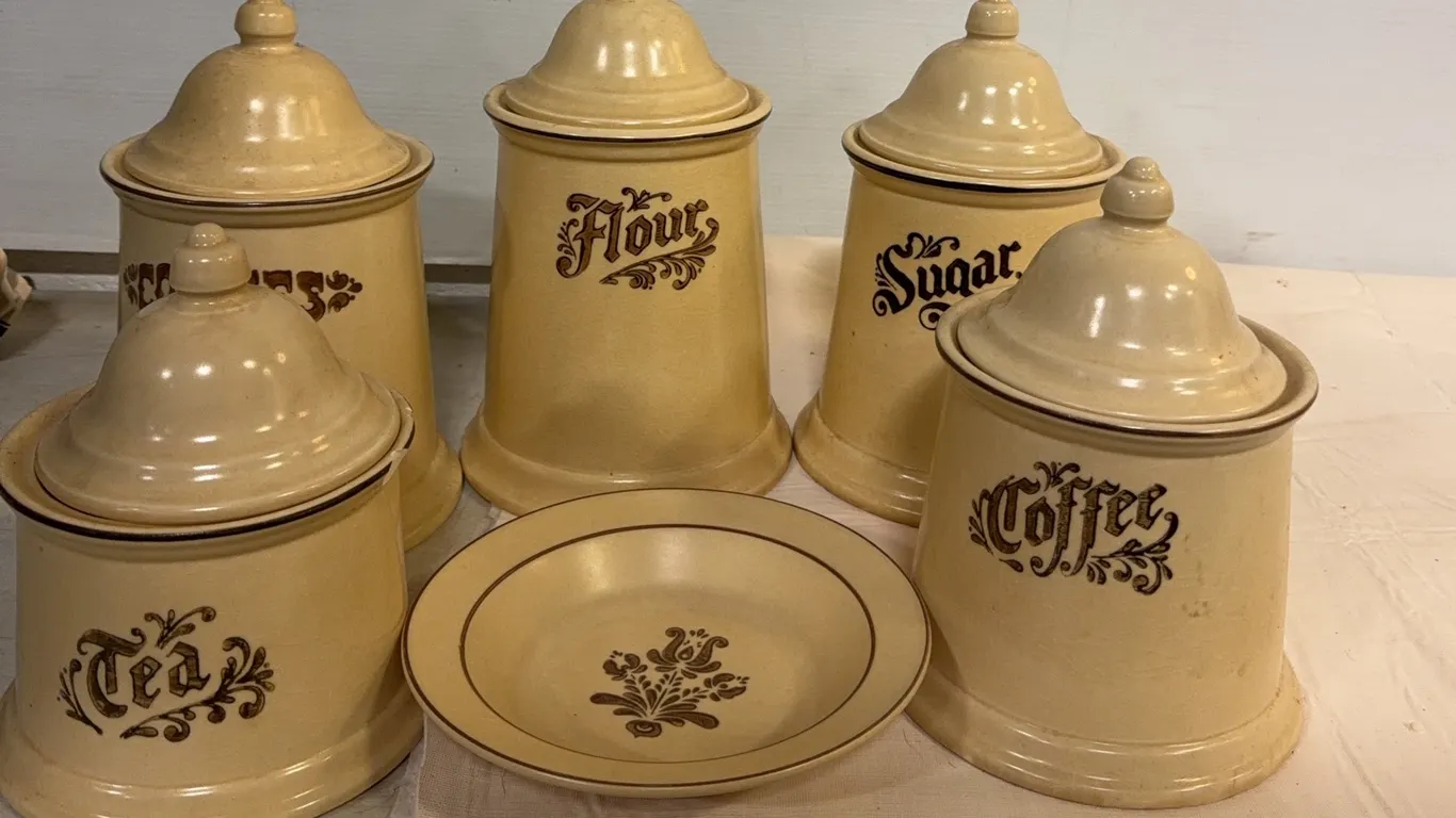 Vintage Pfaltzgraff Village Stoneware Kitchen Canister Set