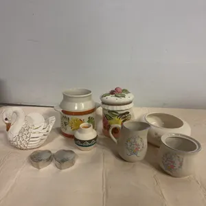 Decorative Pottery, Ceramic Swan & Kitchen Décor Assortment