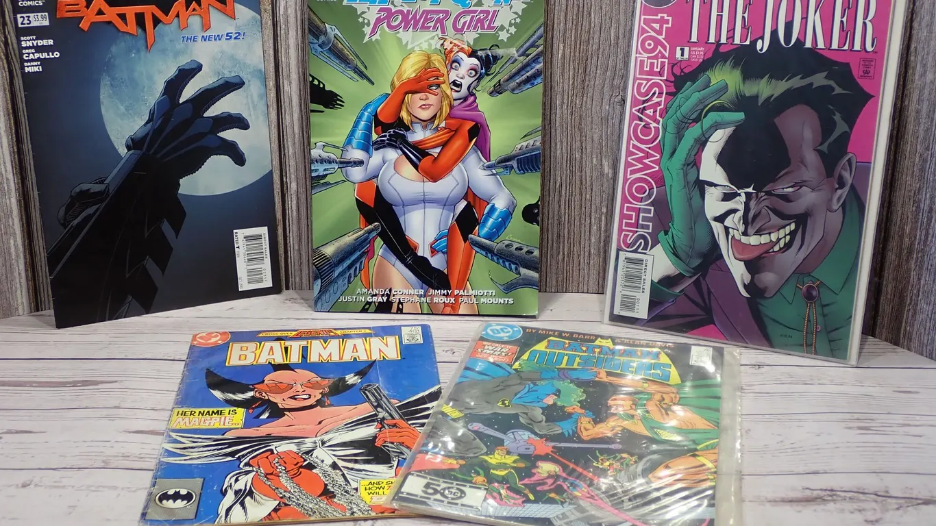 DC Comics Batman Joker Harley Quinn Vintage & Modern Lot of 5