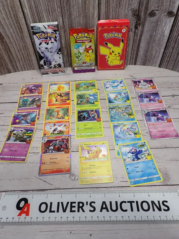 Pokémon TCG 25th Anniversary, Trick or Trade & Booster Pack Bundle