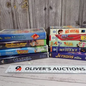 Walt Disney Black Diamond, Looney Tunes & Beetlejuice VHS Movie Lot of 9