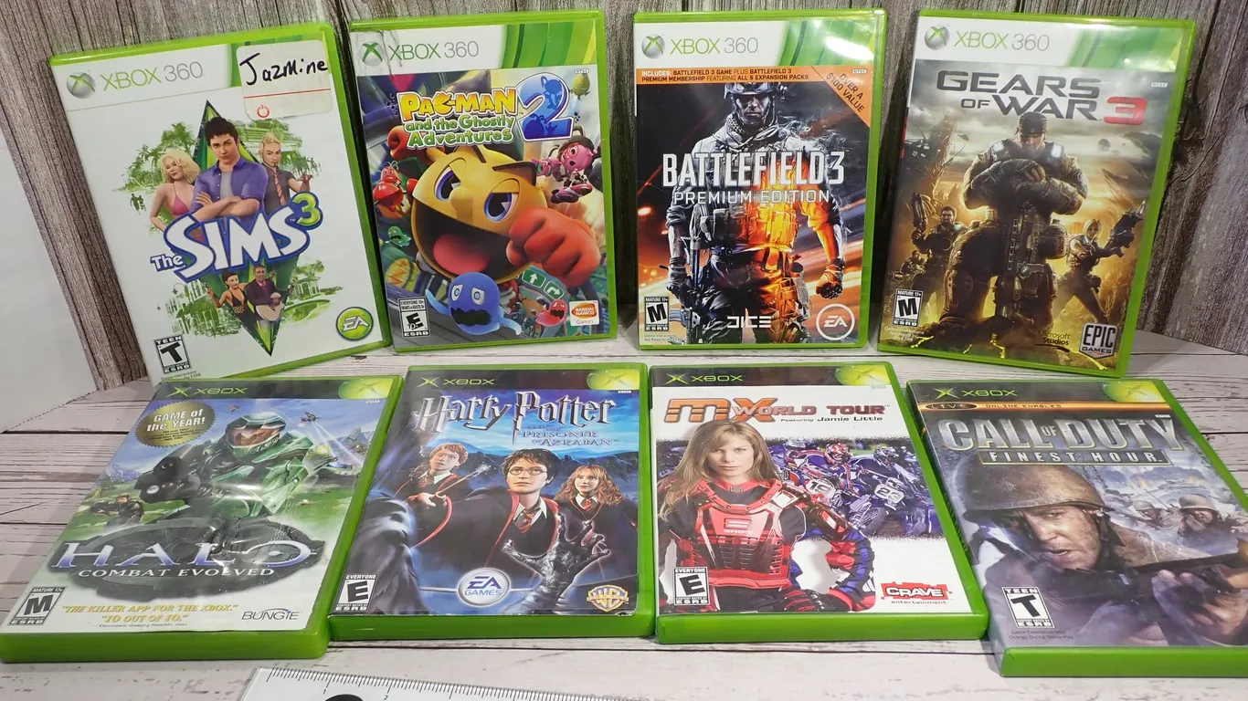 Xbox 360 & Original Xbox Retro Video Game Cartridge Case Lot of 8