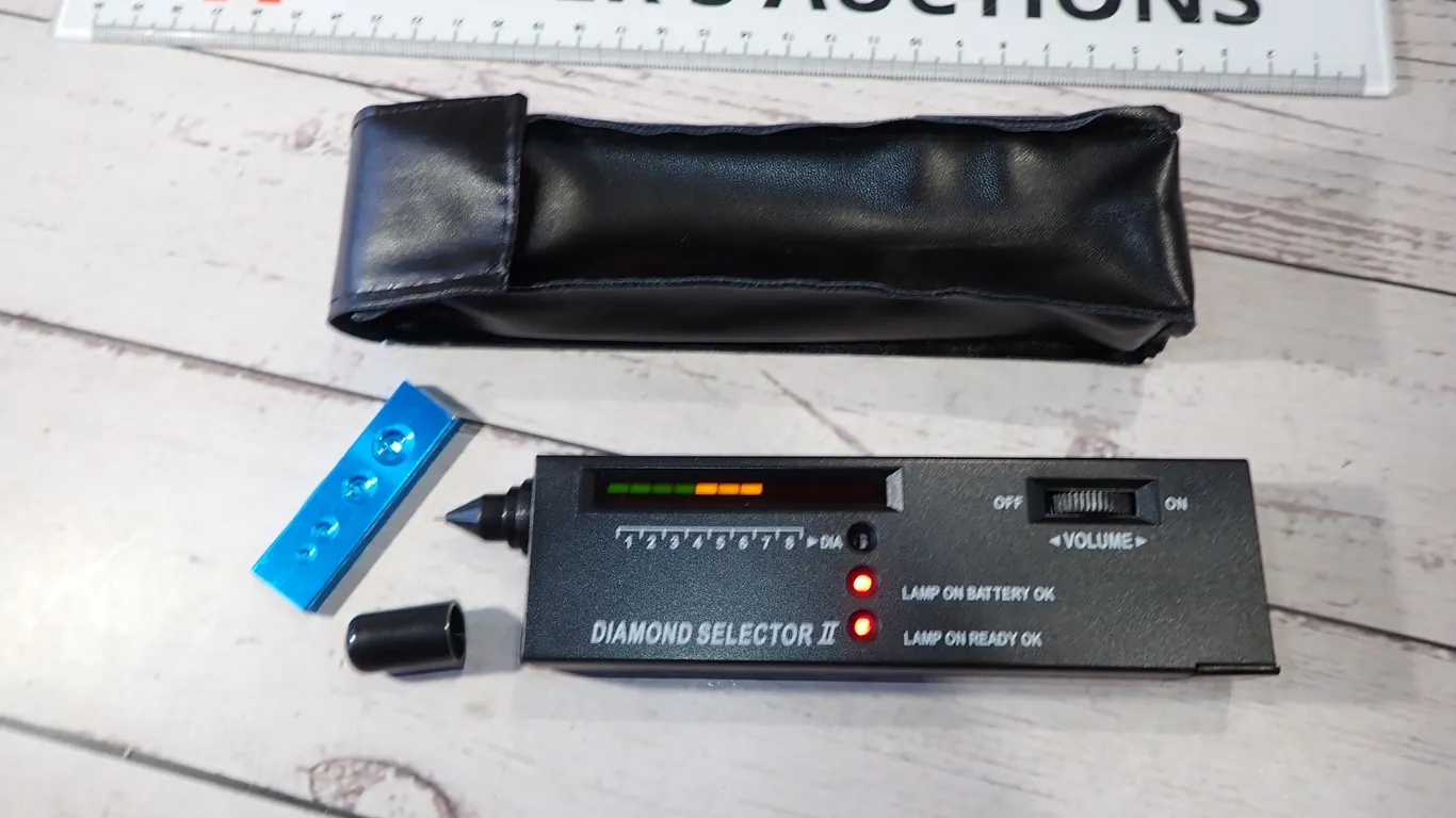 Diamond Selector II Portable Electronic Diamond Tester V2