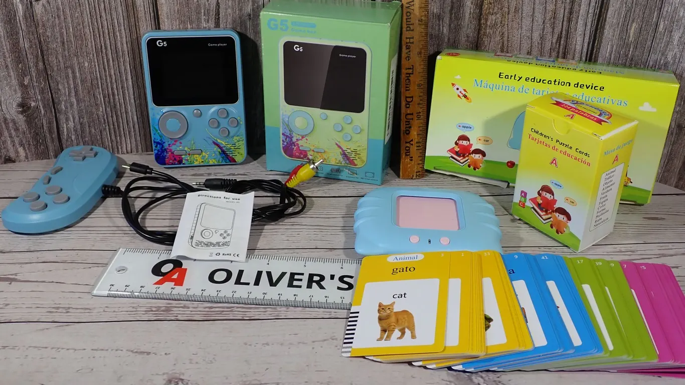 G5 Handheld Retro Game Console & Bilingual Card Early Education Device Lot