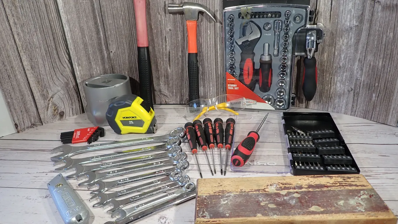 Roadpro, Stanley & Workforce Hand Tool, Socket & Tap Vintage Estate Lot