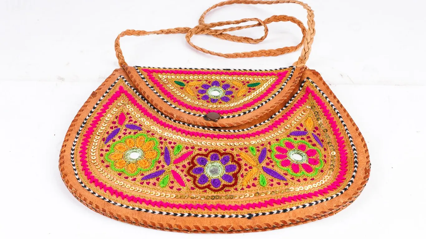 Vintage Leather Boho Shoulder Bag