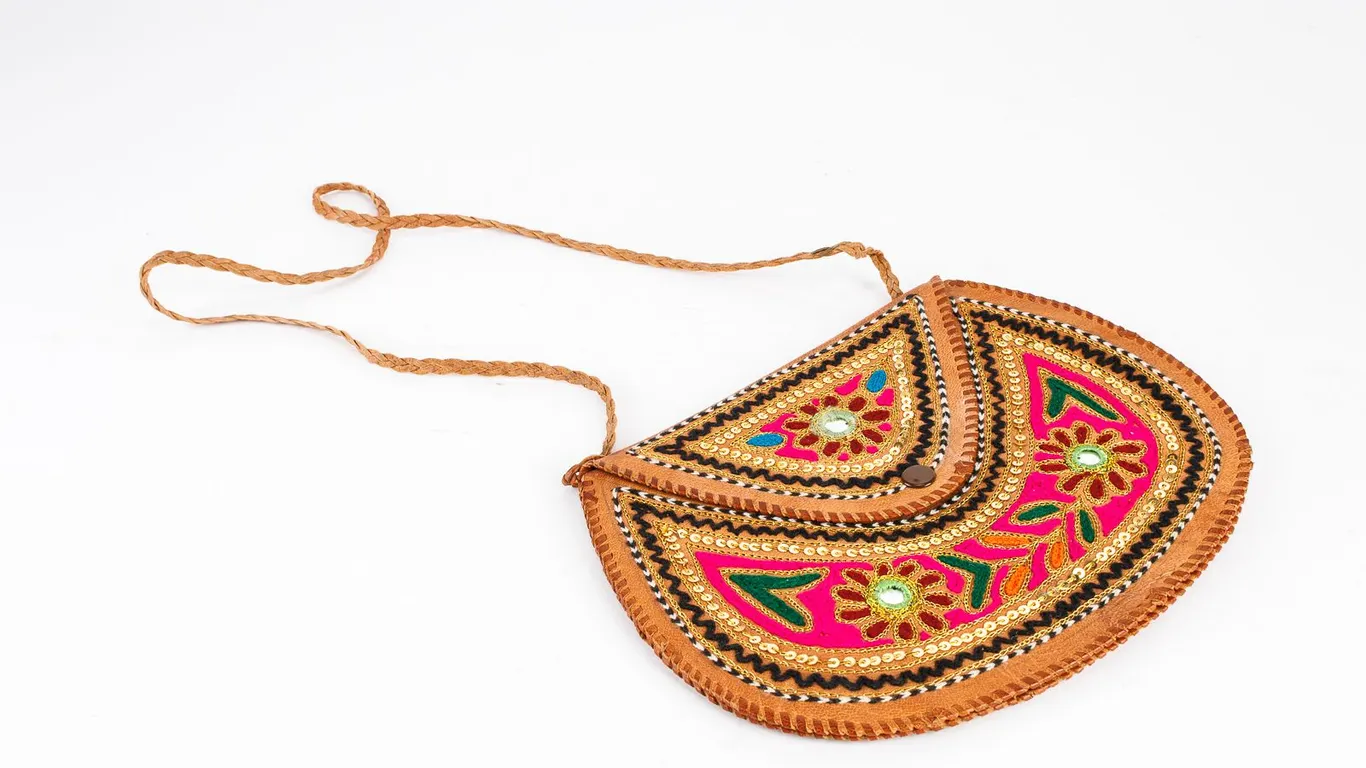 Vintage Leather Boho Shoulder Bag