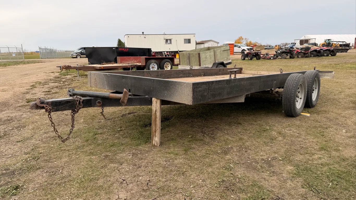 Tandem Axle Trailer