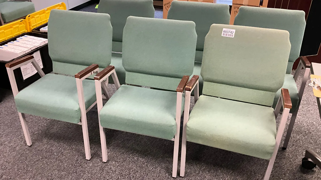 QTY OF (6) WAITING ROOM CHAIRS