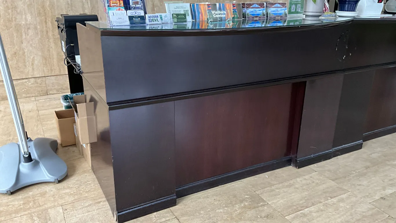 L-SHAPED RECEPTION DESK