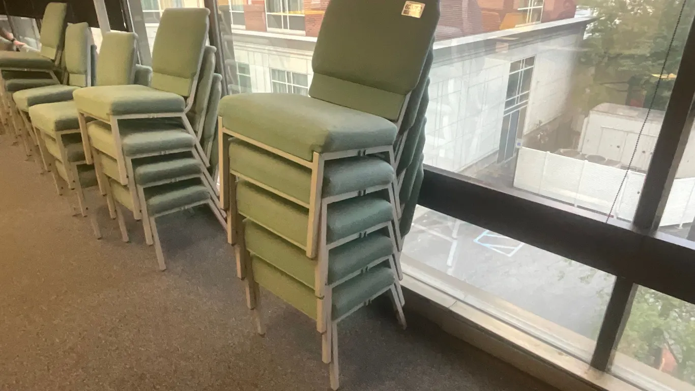 QTY OF (5) OFFICE CHAIRS