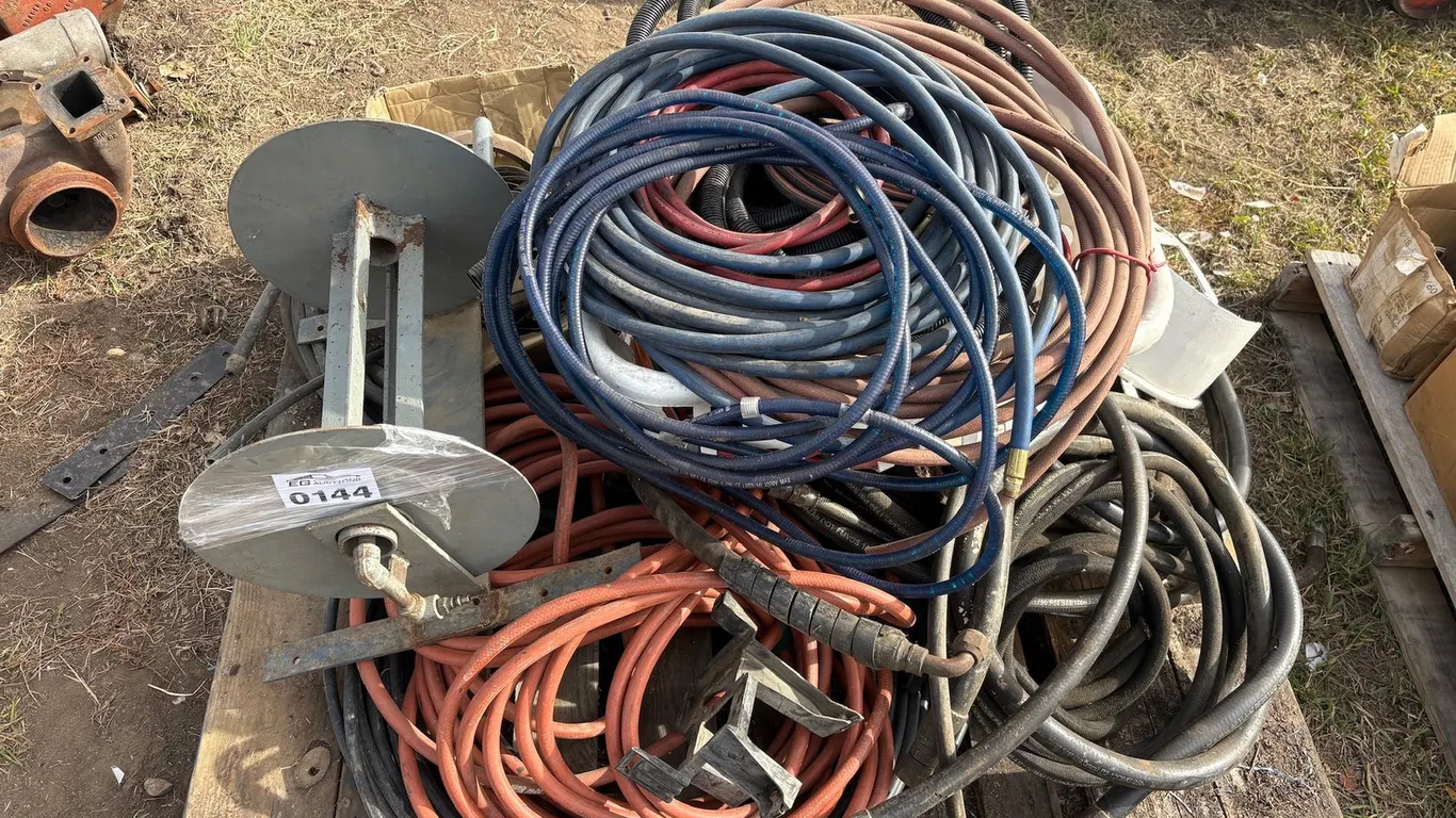 Assorted Hoses & Hose Reel