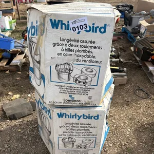 Set of 2 Whirley Birds in Boxes