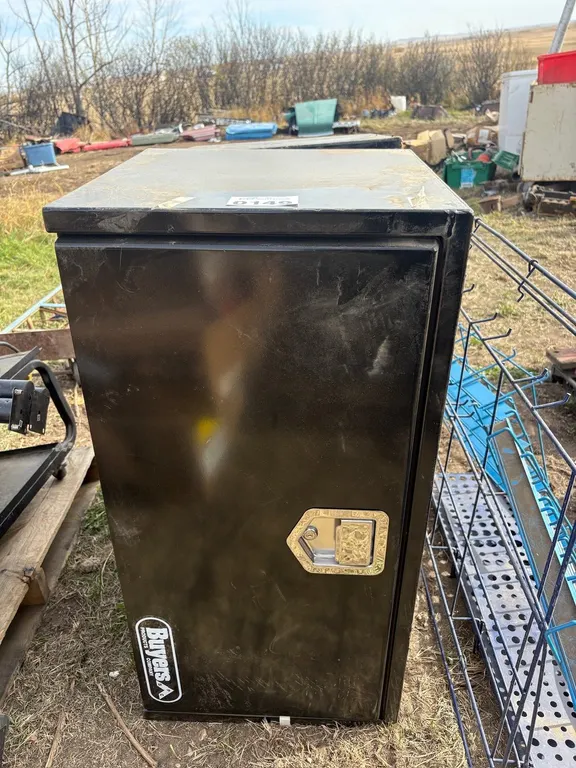 Buyers Truck/Trailer Tool Box and Display Stand