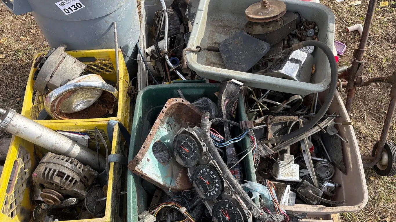 Large Collection of Classic and Muscle Car Parts