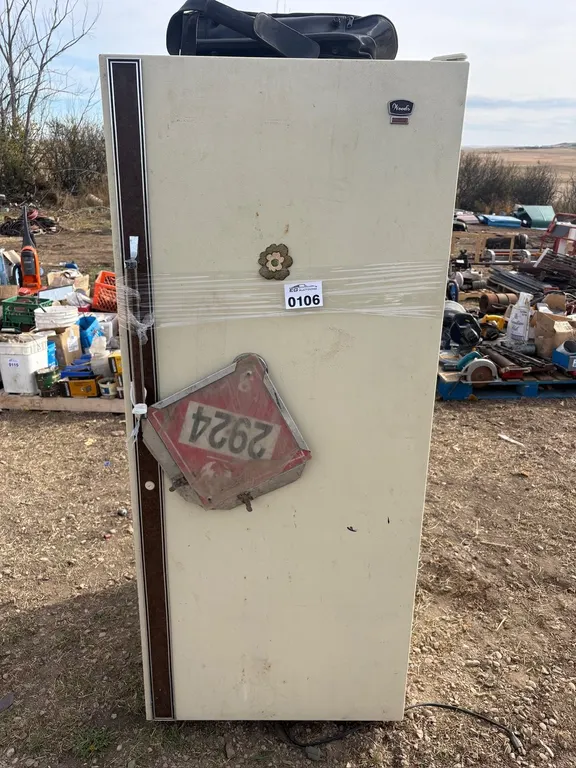 Lot 106
