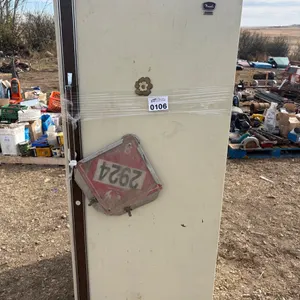 Lot 106