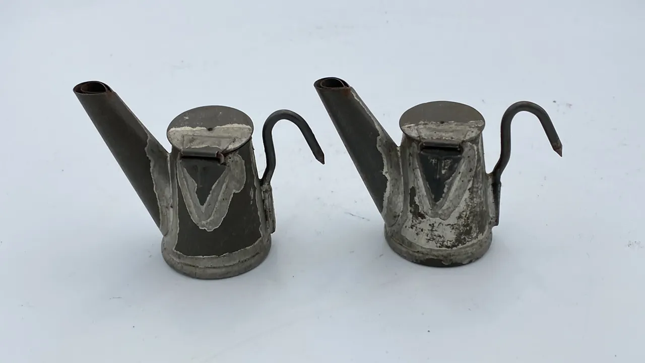 (2) Chirry Chirry Oil Wick Cap Lamps