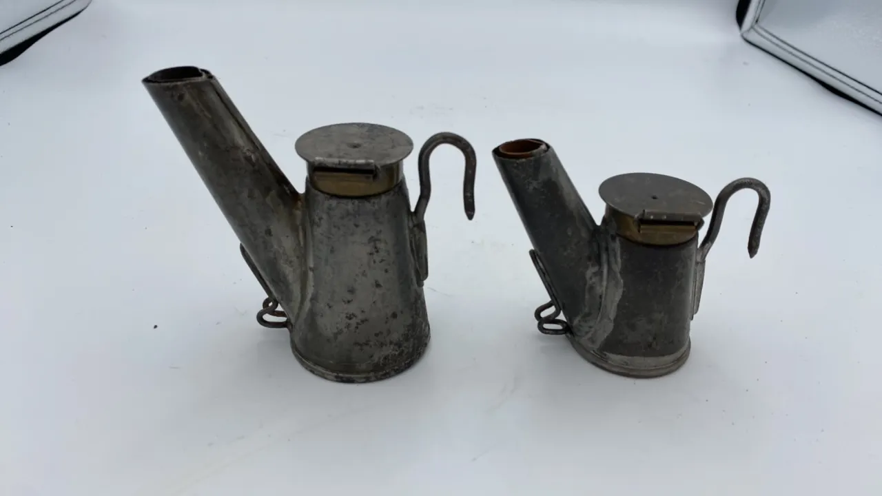 (2) Crown-Tracy Wells Co. Oil Wick Cap Lamps