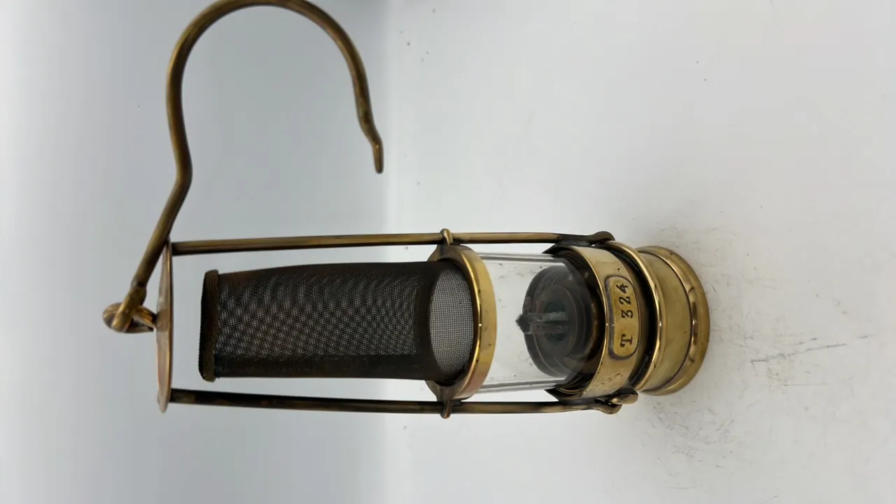 T 324 Miner Safety Lamp