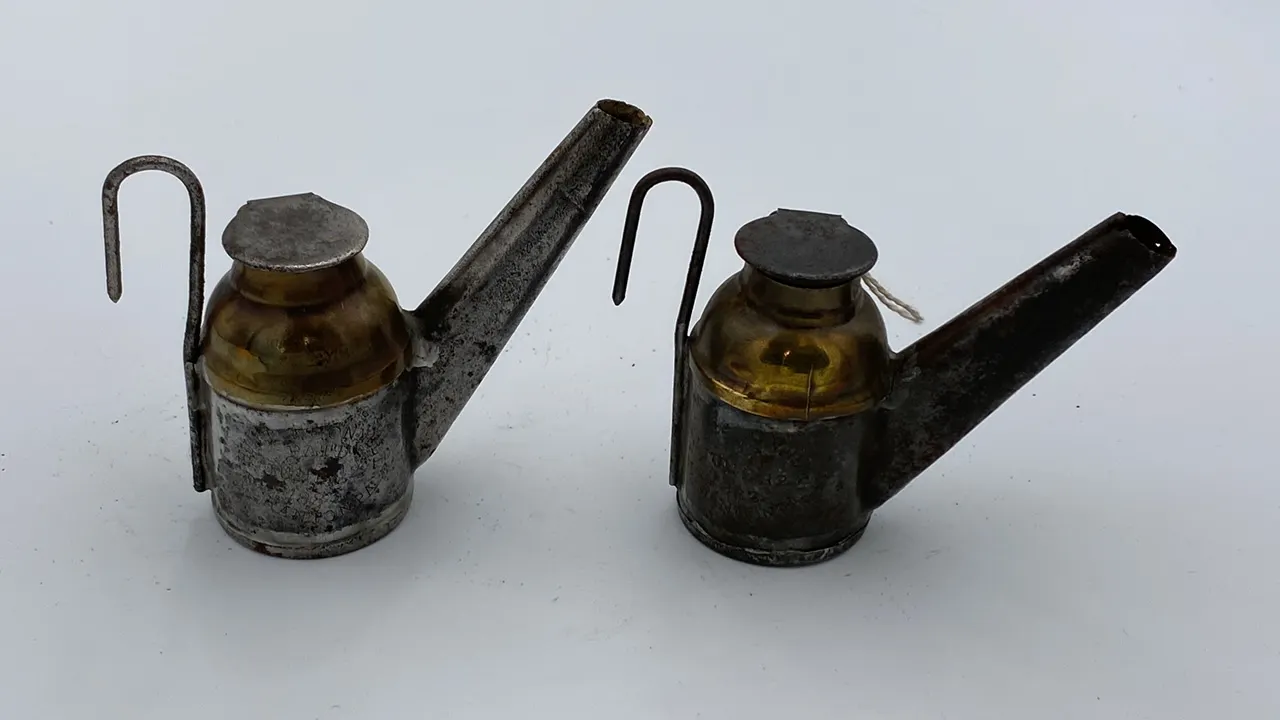(2) Hunt & Connell Oil Wick Cap Lamps