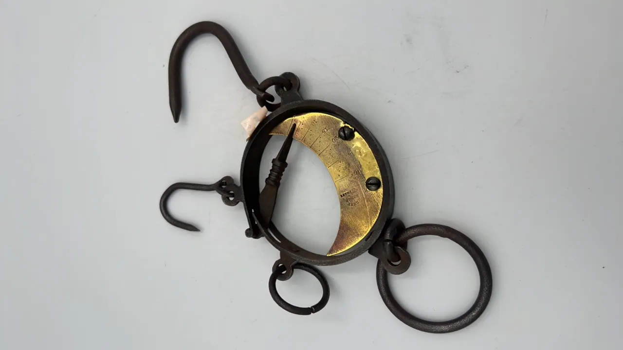 Russian Half Moon Hanging Scale