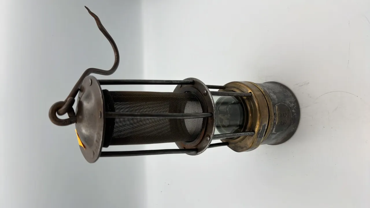 P. & R. C. & I. 98 Colly Safety Lamp