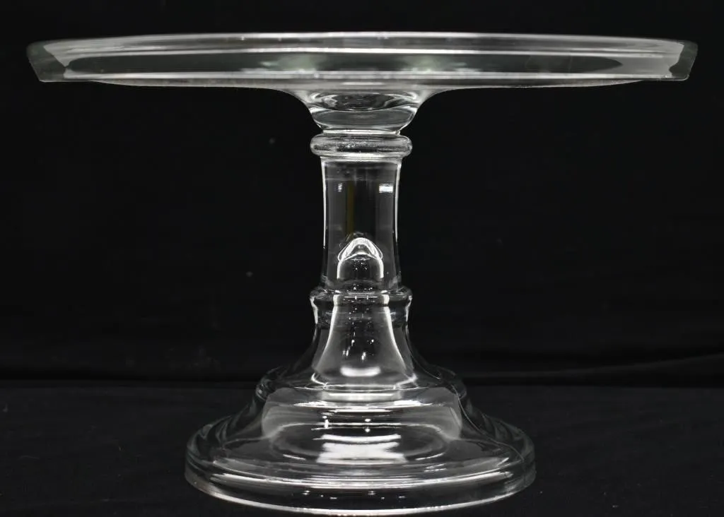 GLASS PEDESTAL CAKE STAND