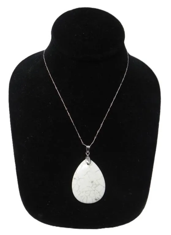 WHITE TEARDROP PENDANT WITH 925 SILVER CHAIN