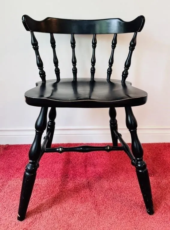 BLACK WINDSOR STYLE SPINDLE BACK LOW BACK CHAIR