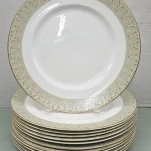 Royal Doulton "Sonnet" Dinner Plates