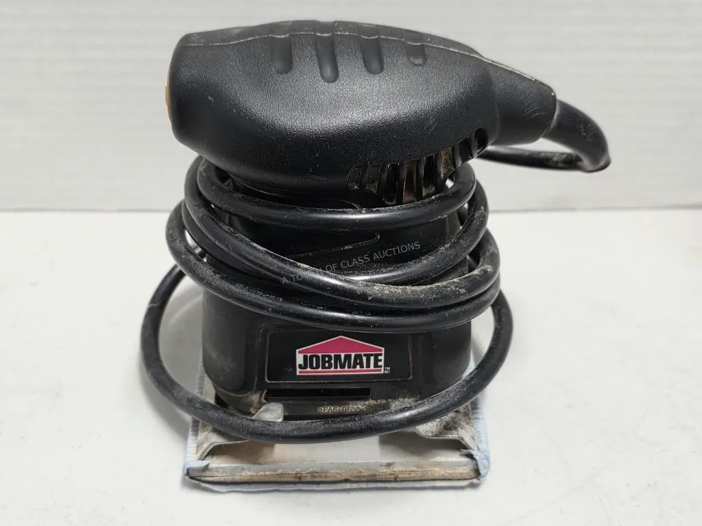 Quarter Sheet Palm Sander
