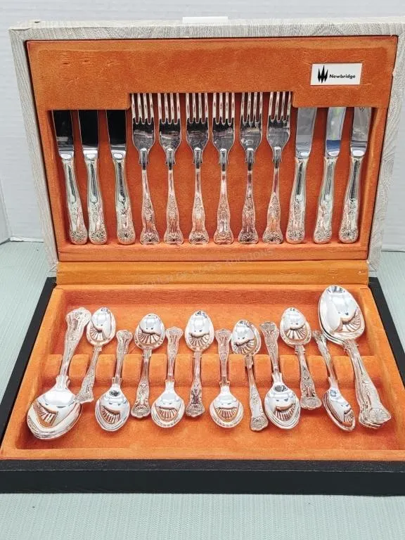 Vintage Newbridge Flatware Set