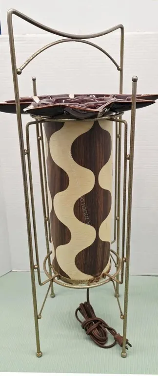 Vintage MCM Ashtray Lamp