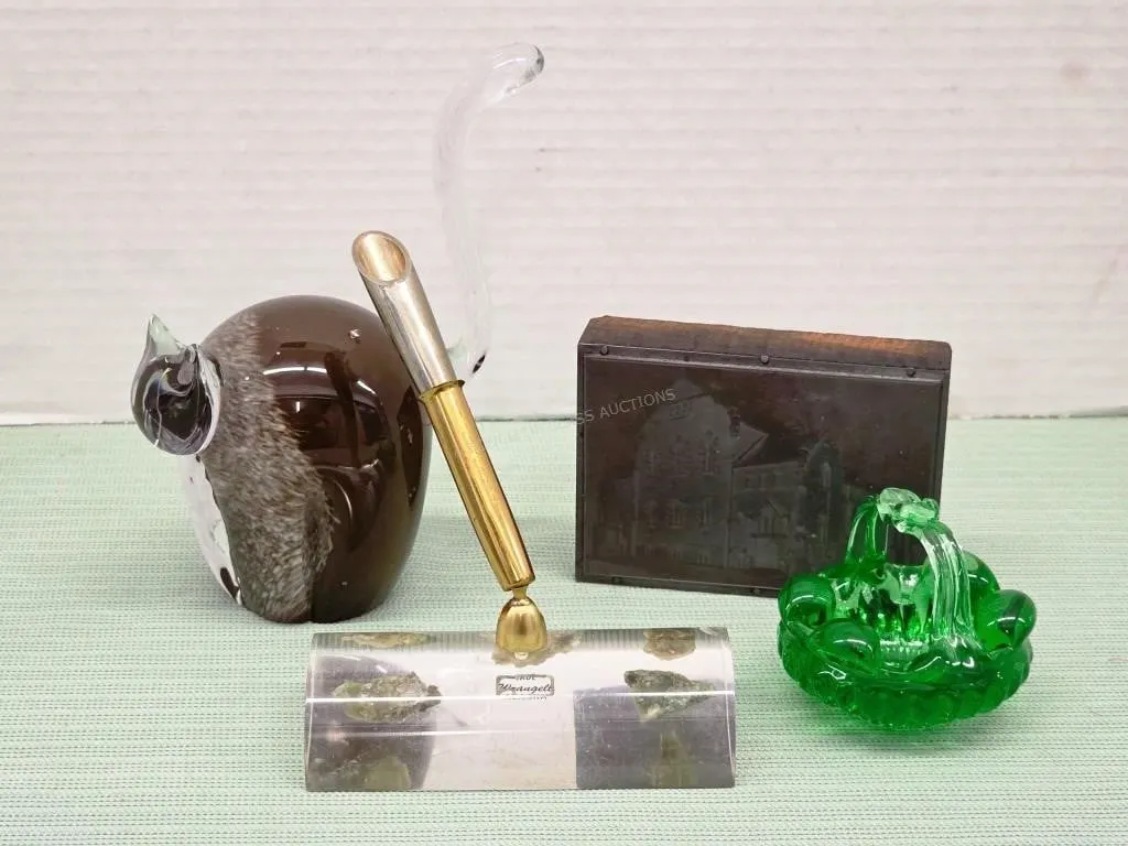 Miscellaneous Decor Lot