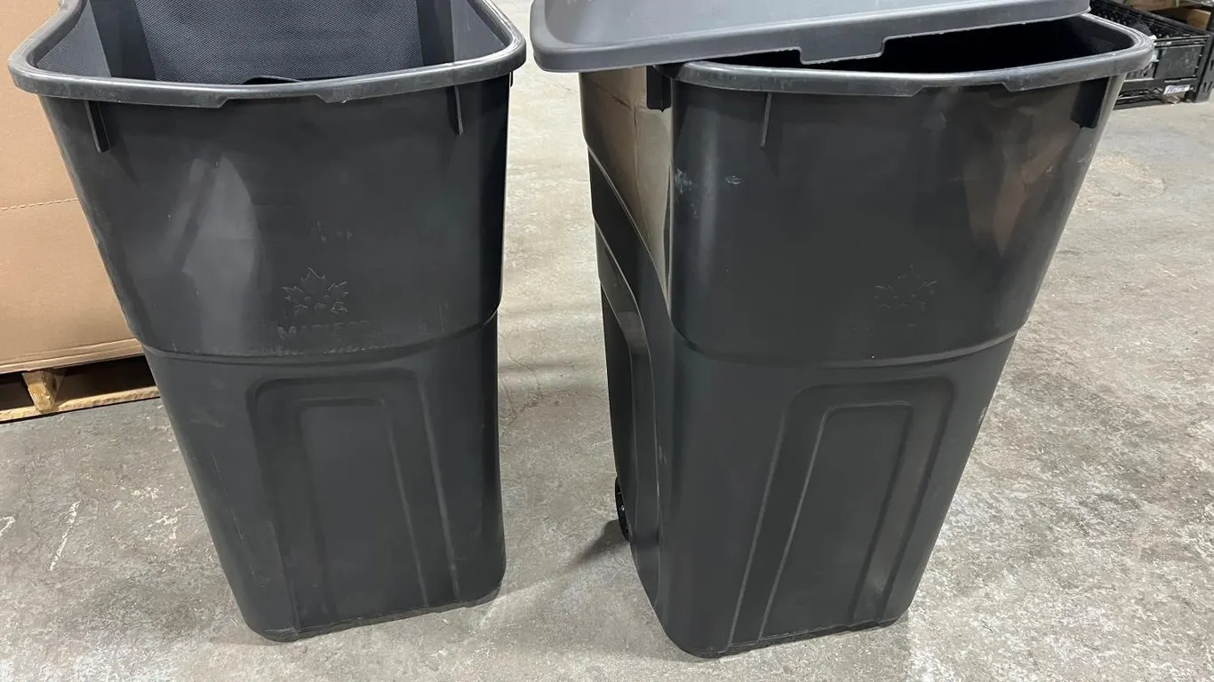 Gallon Wheeled Trash Can With Lid 2pk