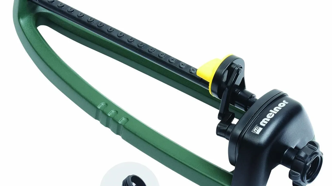 Melnor 65049 Oscillating Sprinkler 2650 Sq. Ft.