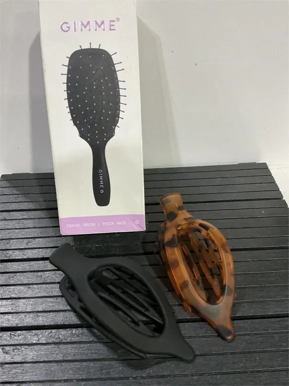 Gimme Travel Brush and Claw Clip Set