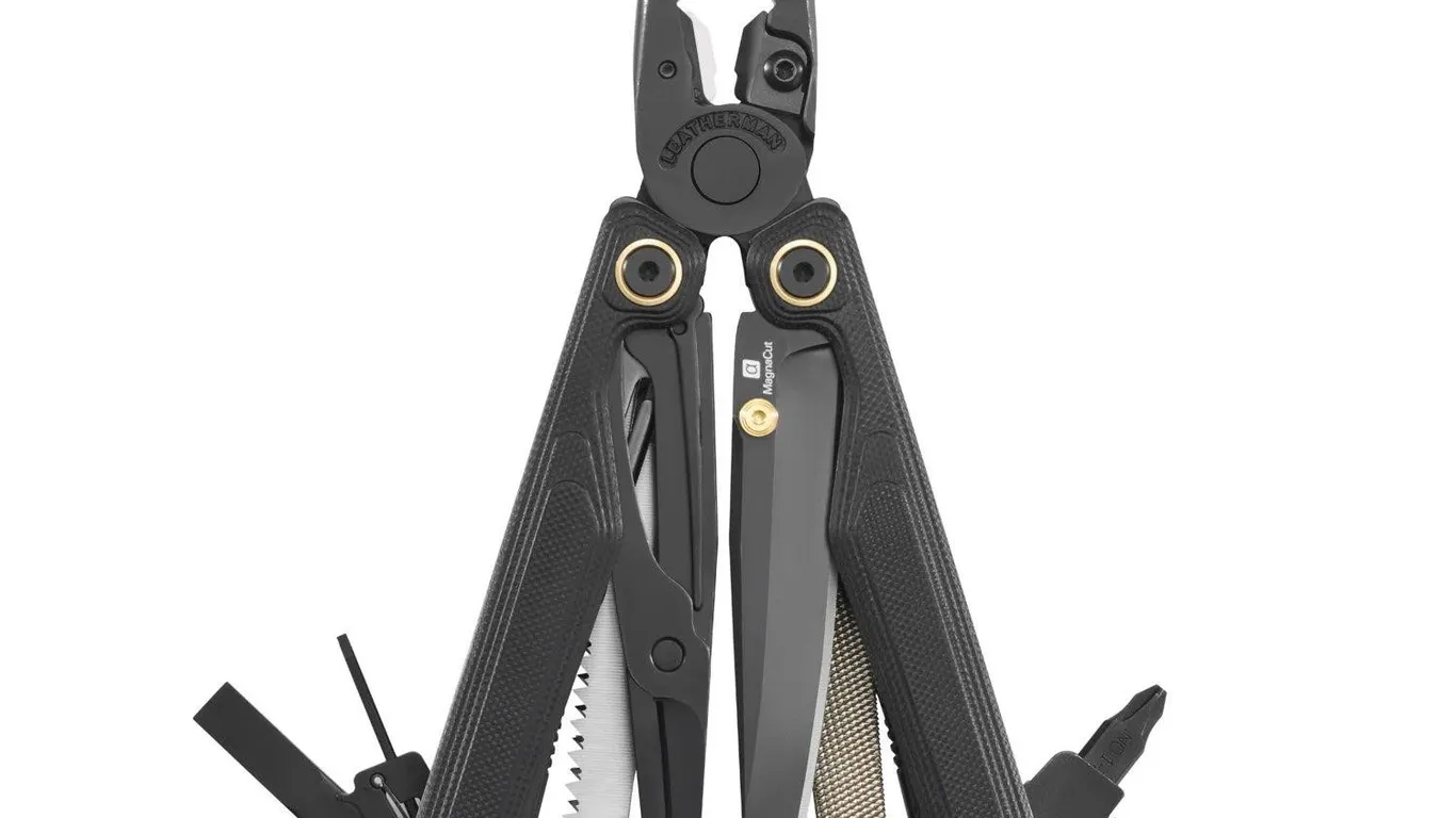 Leatherman Wave Alpha Obsidian 18-in-1 Multi-Tool