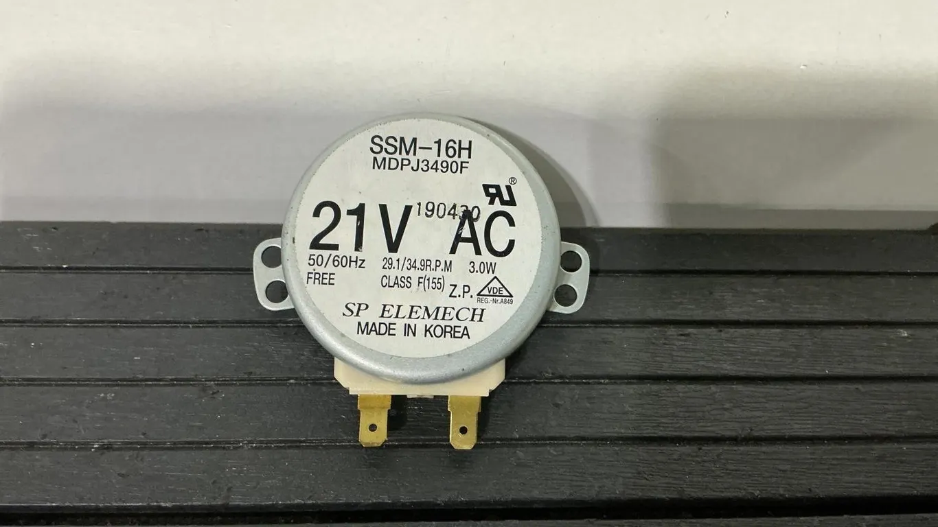 Sp Elemech SSM-16H 21V AC Synchronous Motor