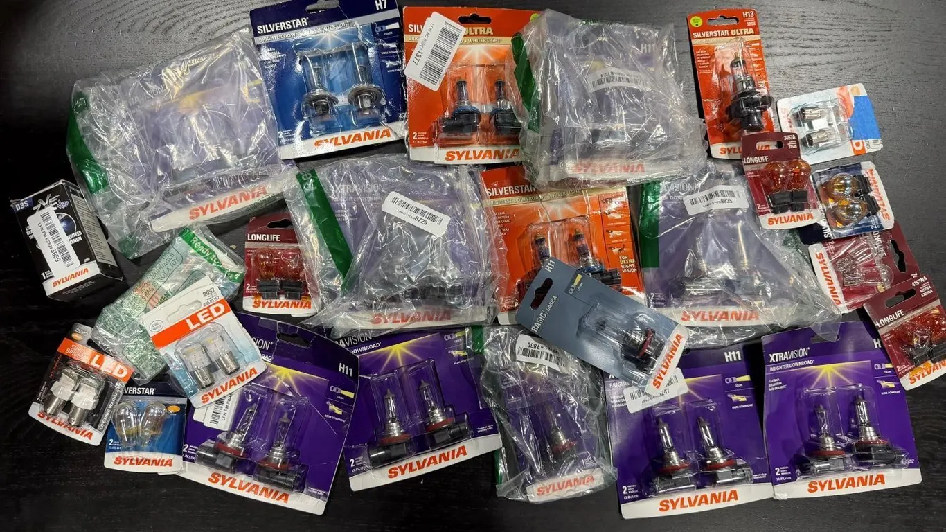 Mixed Lot Of Sylvania Headlight LED Signal Bulbs