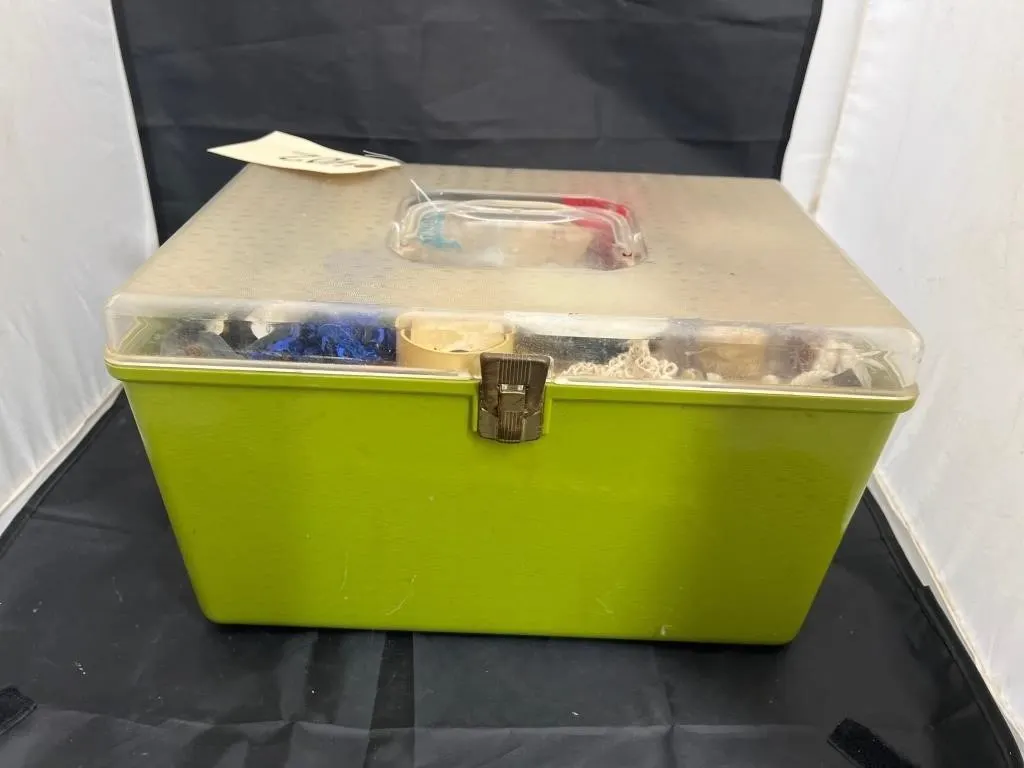 Sewing Kit w/Notions