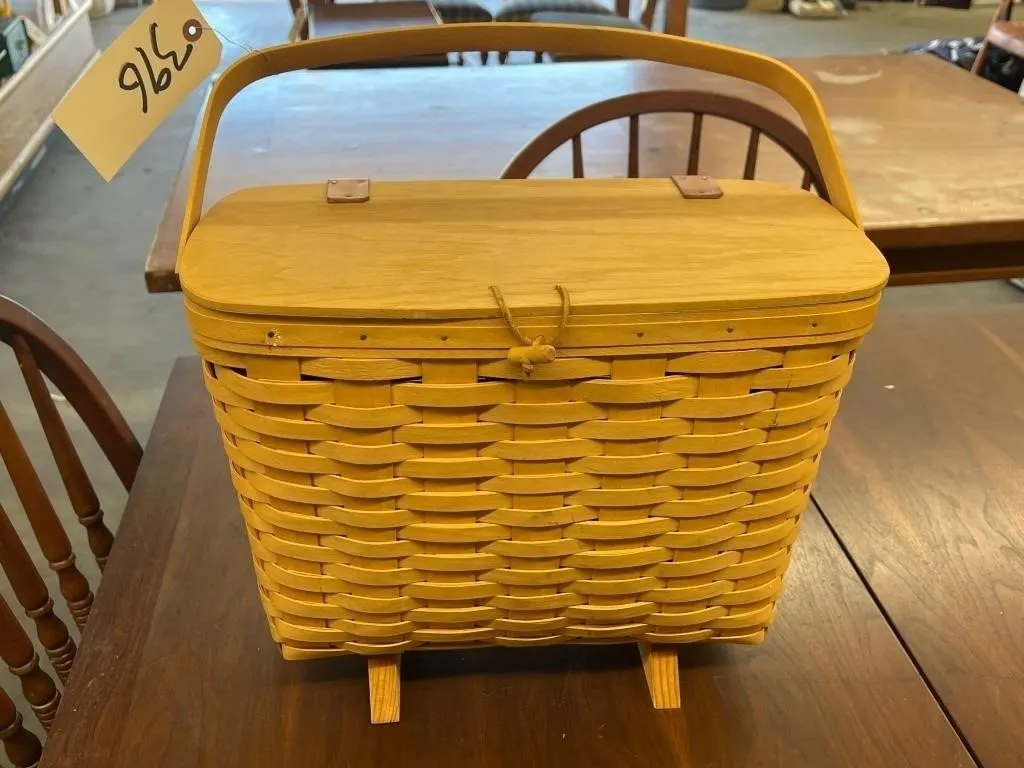 Longaberger Basket w/Lid