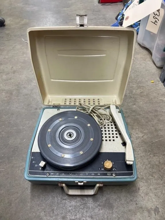 Vintage RCA Victor Portable Record Player