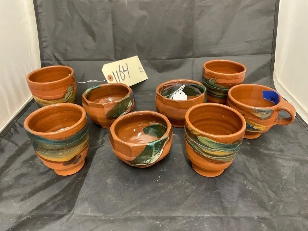 8 Pcs - Pottery Mugs & Cups