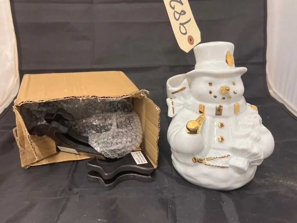 2 Pcs - Snowman Planter & Plate Stands