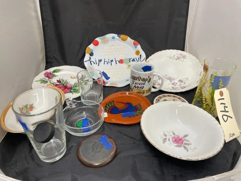 12 Pcs - Spoon rest - Bowls - Plates - Cups &