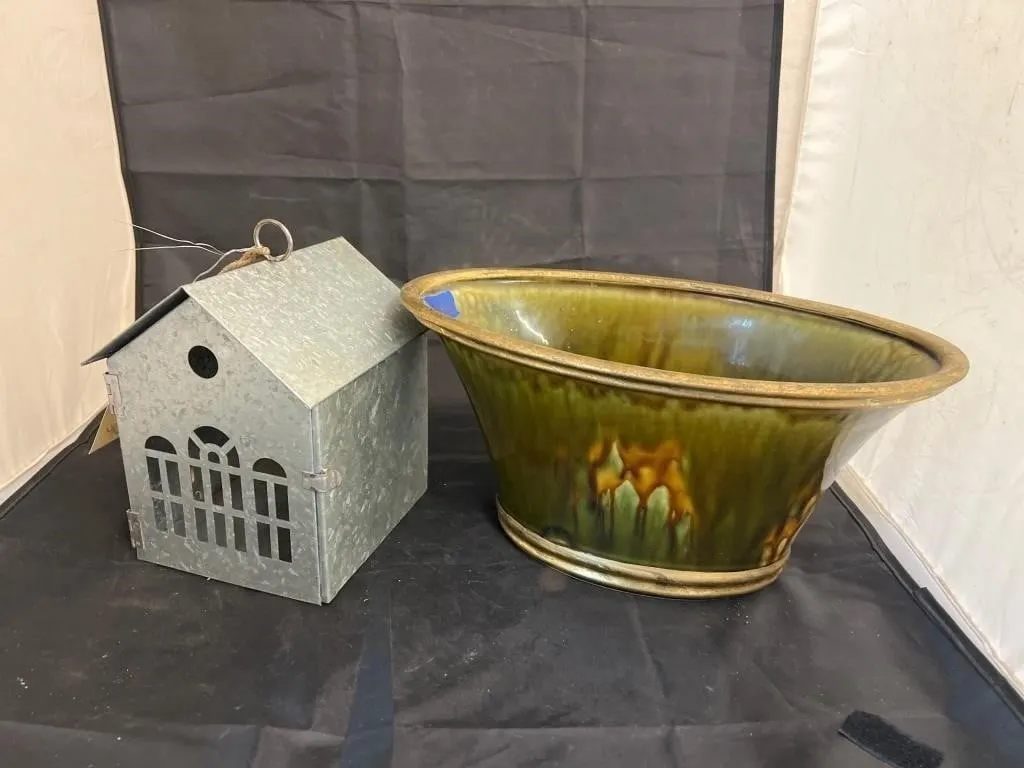Planter & Metal Birdhouse
